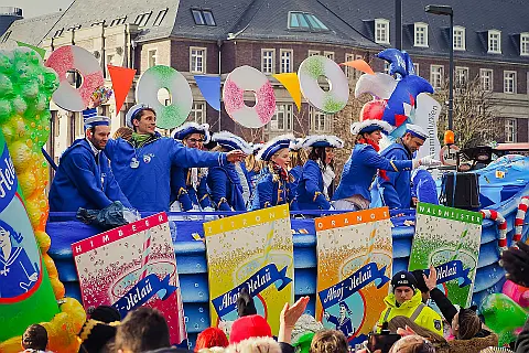 Rosenmontagszug Düsseldorf