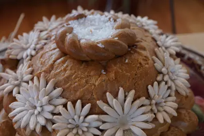 Brot und Salz zum neuen Heim